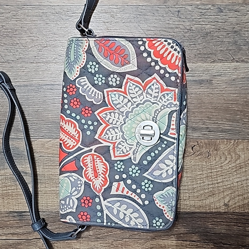 Vera Bradley Crossbody Wallet Purse Nomadic Floral Blue All N One Clutch RETIRED - Picture 2 of 12